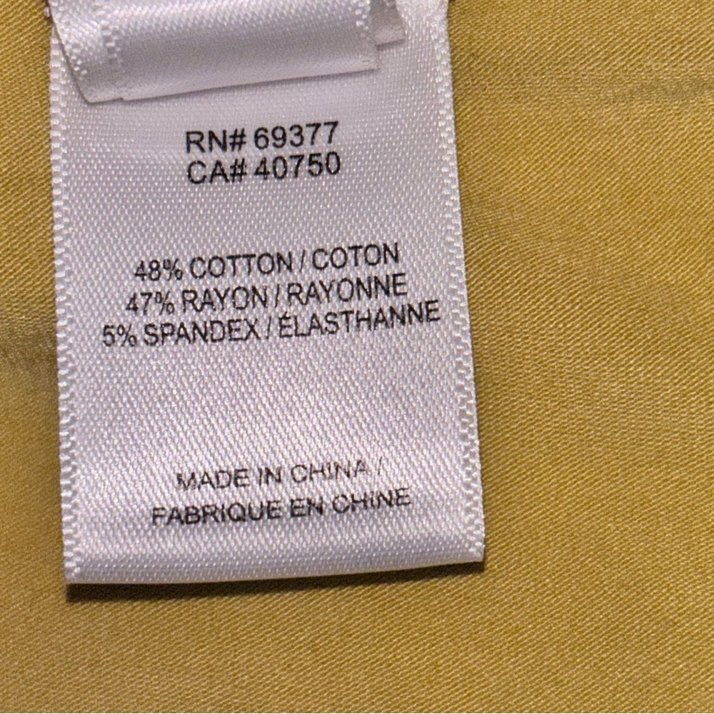 Chic Women's yellow Top with Asymmetrical Zipper NWOT - Picture 6 of 8